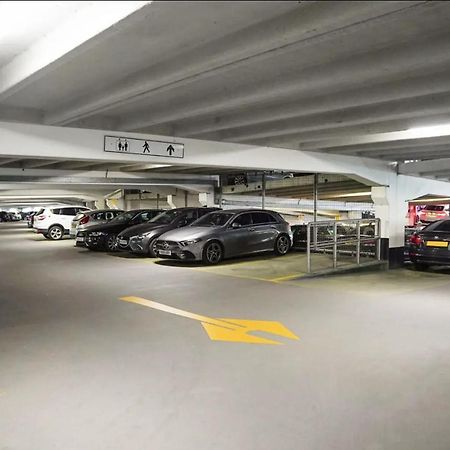 Deluxe City Centre Apt Balcony View& Free Parking! Apartment Leeds  Bagian luar foto