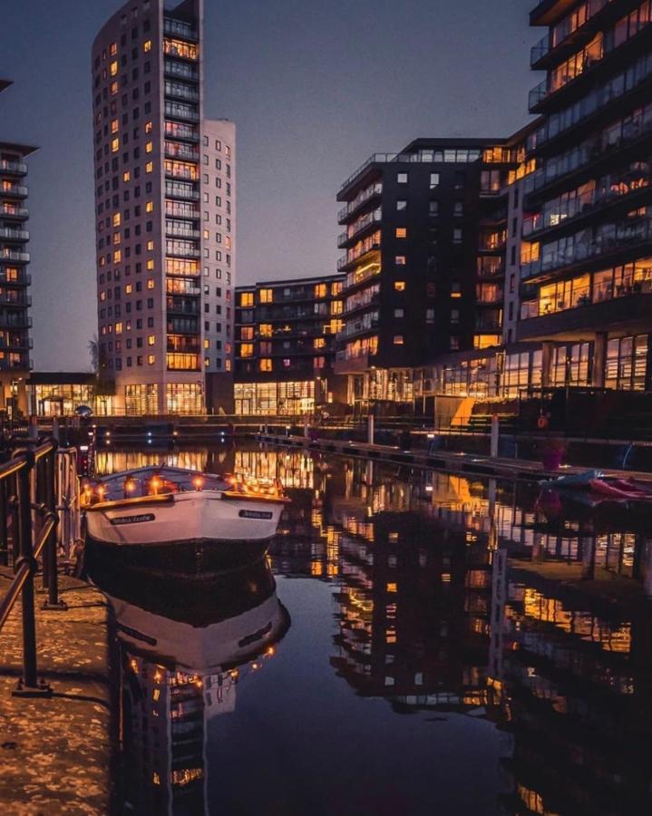 Deluxe City Centre Apt Balcony View& Free Parking! Apartment Leeds  Bagian luar foto